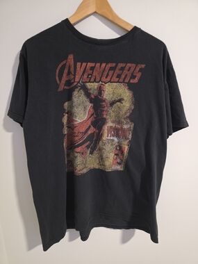 Marvel Avengers Vision Graphic Tee Size L Black Vintage Style Shirt